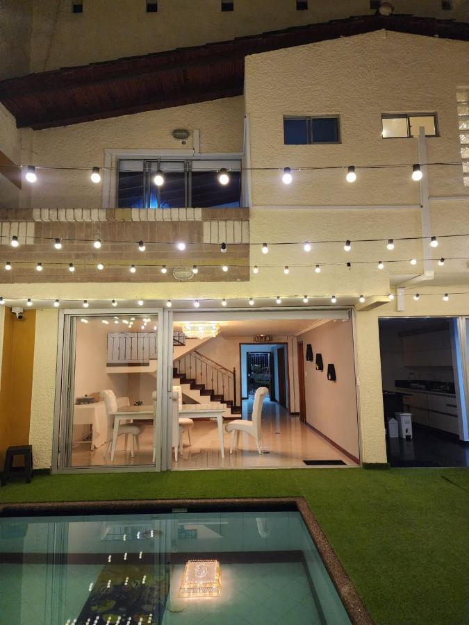 Hotel Boutique Deluxe Home Medellín Kültér fotó