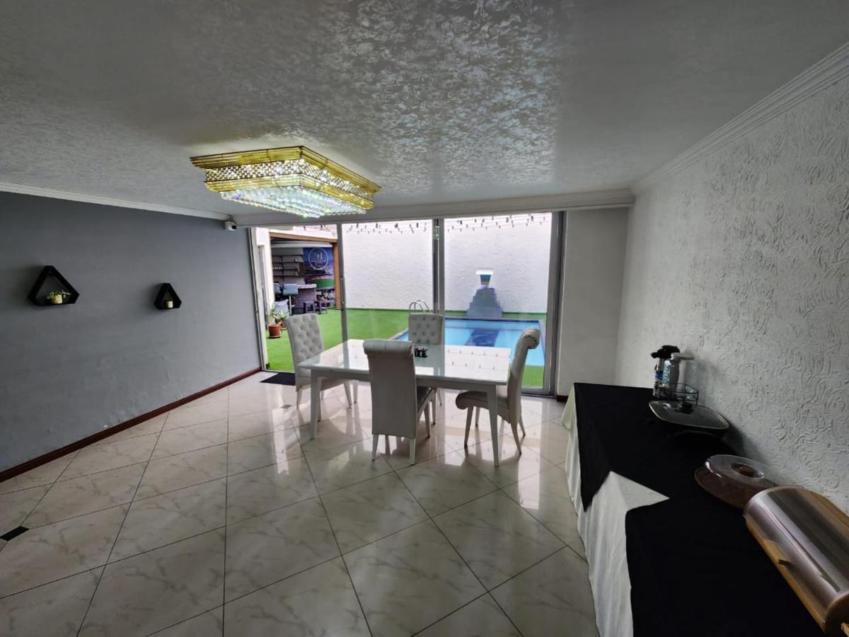 Hotel Boutique Deluxe Home Medellín Kültér fotó
